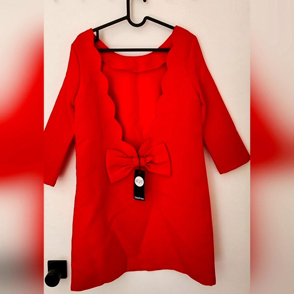 BOOHOO RED DREES, OPEN BACK